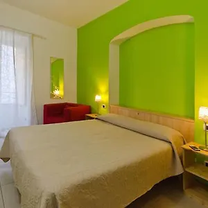 https://alle-porte-di-san-giovanni.it-romehotels.com